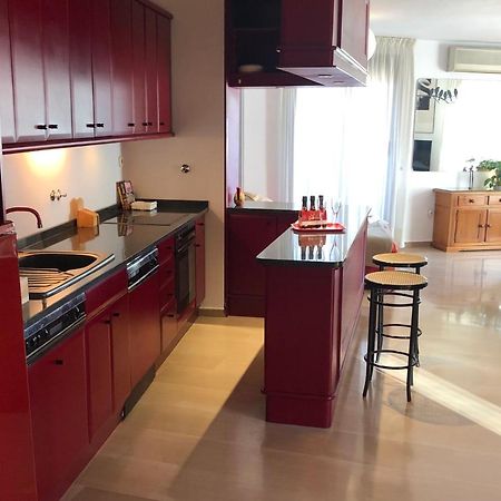 Loft Acogedor Con Terraza Y Parking En El Centro Apartment Huesca Luaran gambar